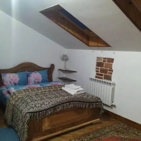 アパート квартира-студія トラスコヴェッツ